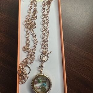 Origami Owl. Rose Gold Necklace and Pendant. (Never worn)